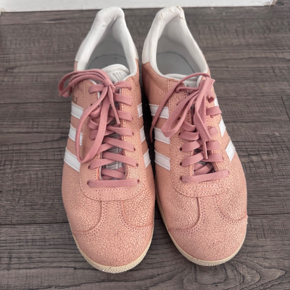Adidas Gazelle Pink Crackled Leather Low Top Sneakers Womens 7.5